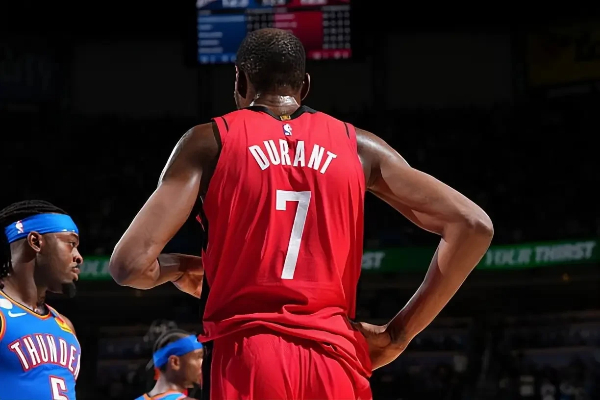 火箭强硬拒售后卫！是重建定力还是摆烂摆烂？杜兰特拼至极限徒留无奈